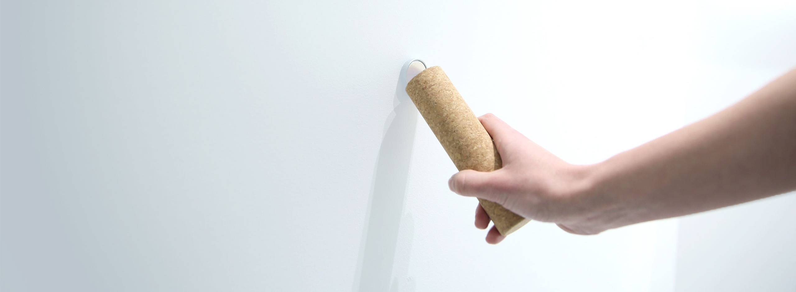cork peg revealing its magnetic mounting system