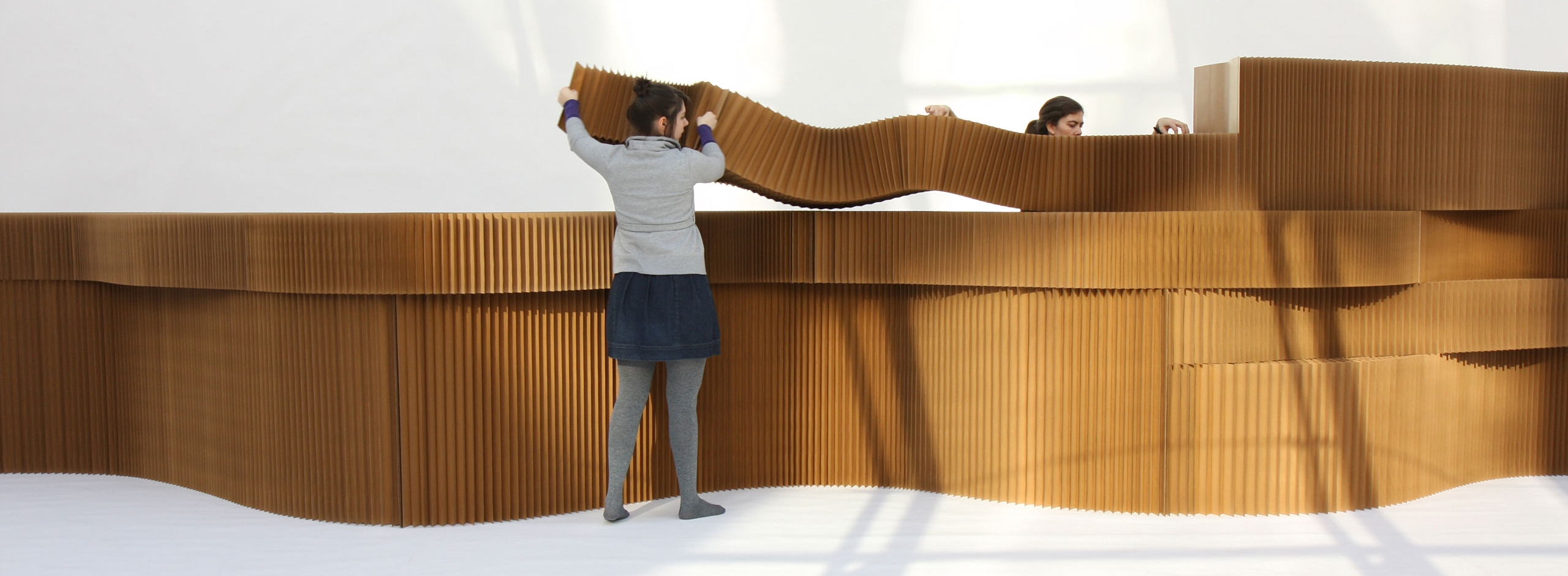 cardboard wall, flexible room divider that can be an acoustic partition, designed by molo.