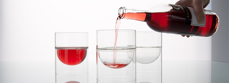 float glassware - barware - red wine into float wine cups