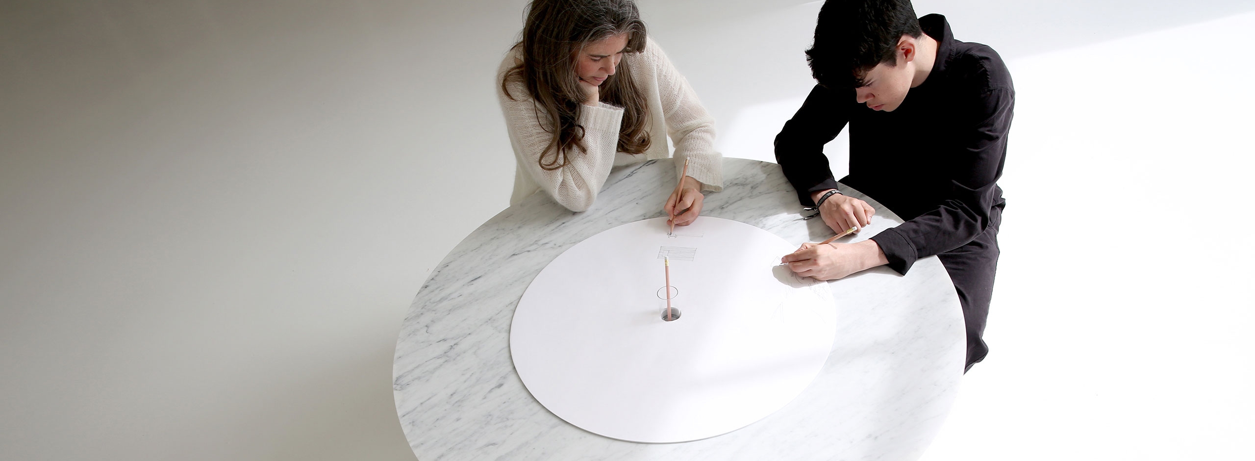 Cantilever Table - Paper and Cardboard Table Furniture