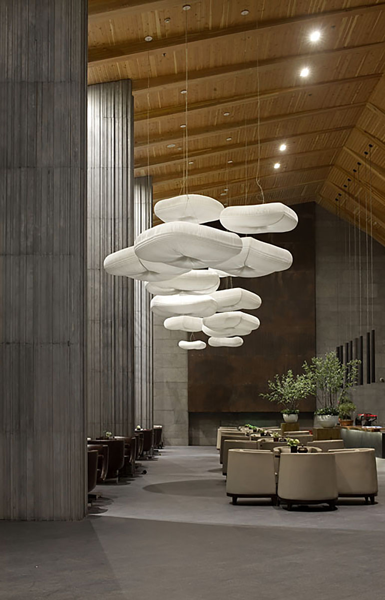 molo cloud light pendants in the Vanke Clubhouse · Yangzhou, China