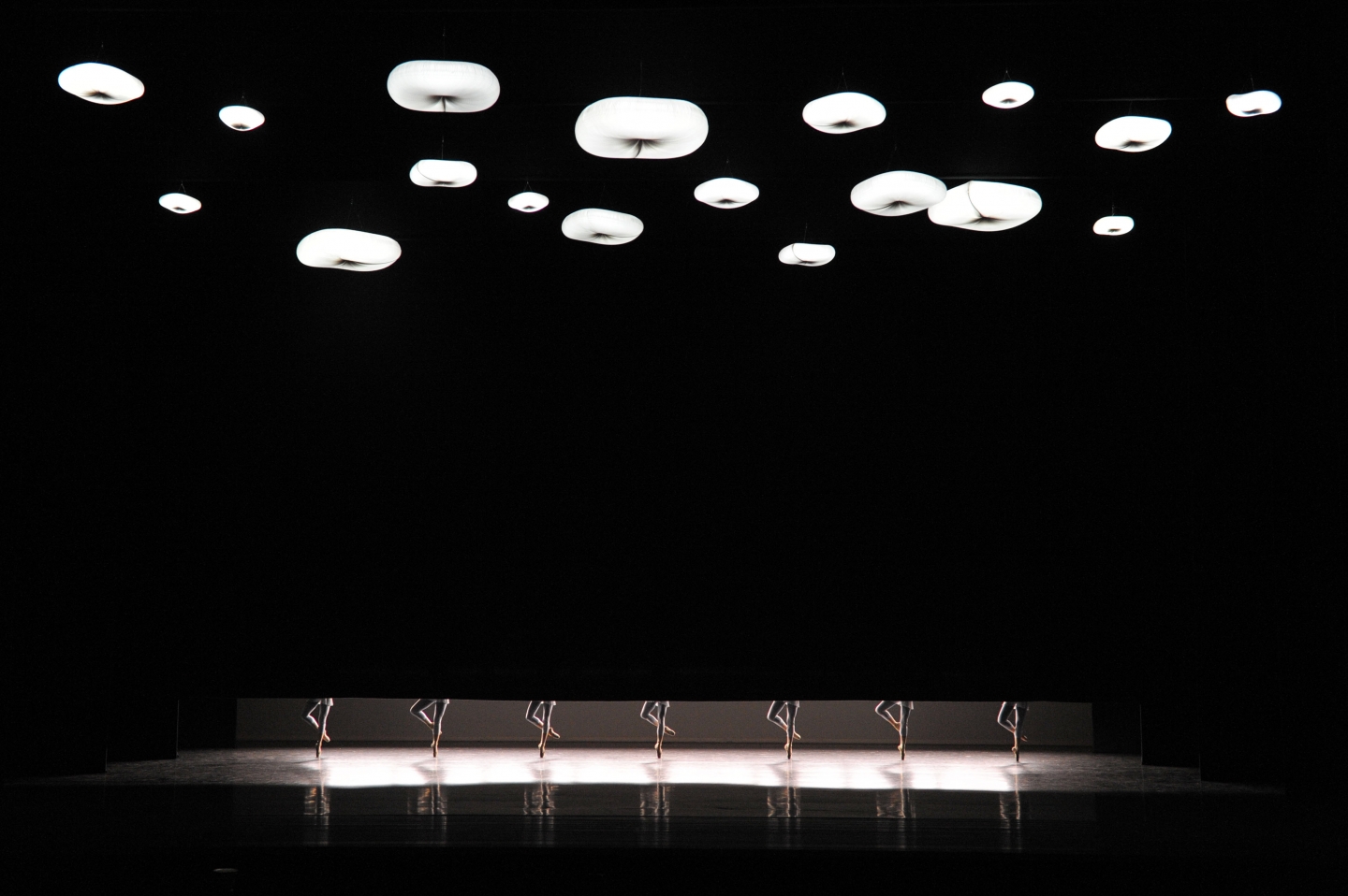 molo cloud pendant lighting for Escaping the Weight of Darkness choreographed by Jessica Lang and performed by the National Ballet of Japan