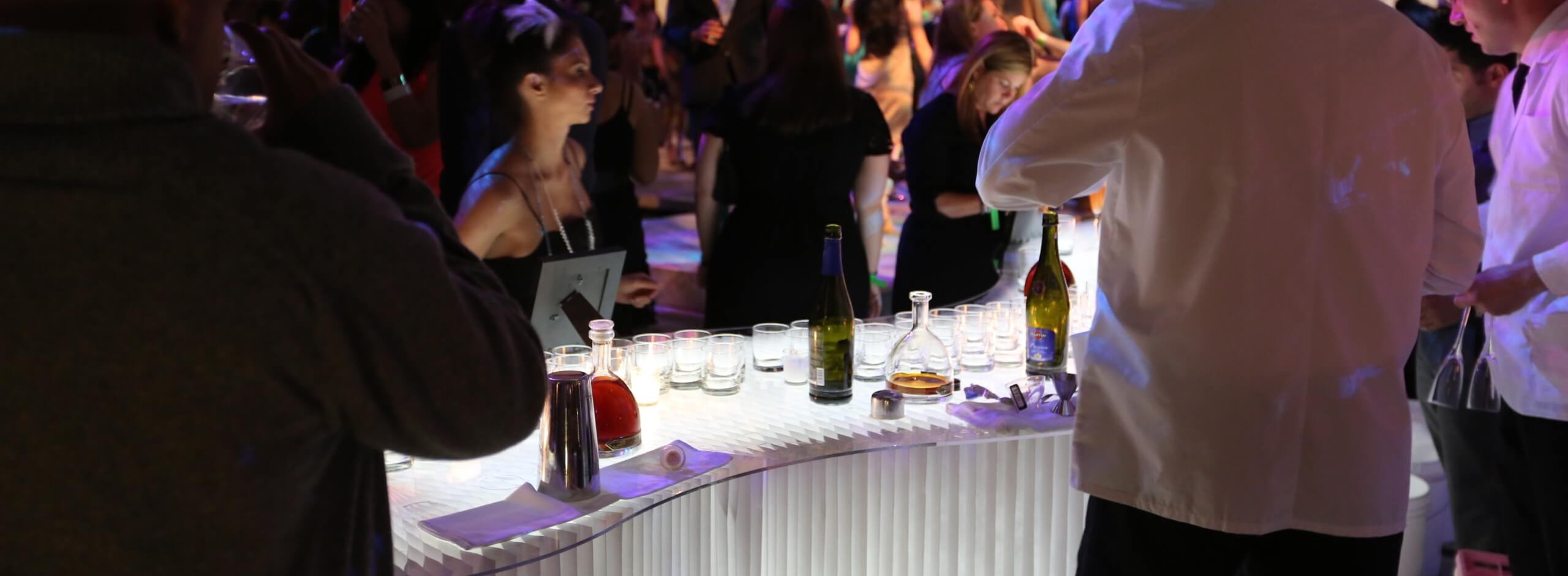 how to prepare your luxury home for entertaining via molo products