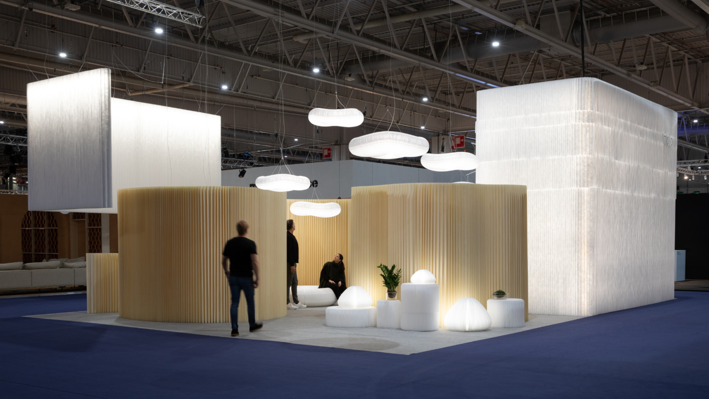 wood softwall - suspended softwall luminaire - molo - M&O 2023 - 01