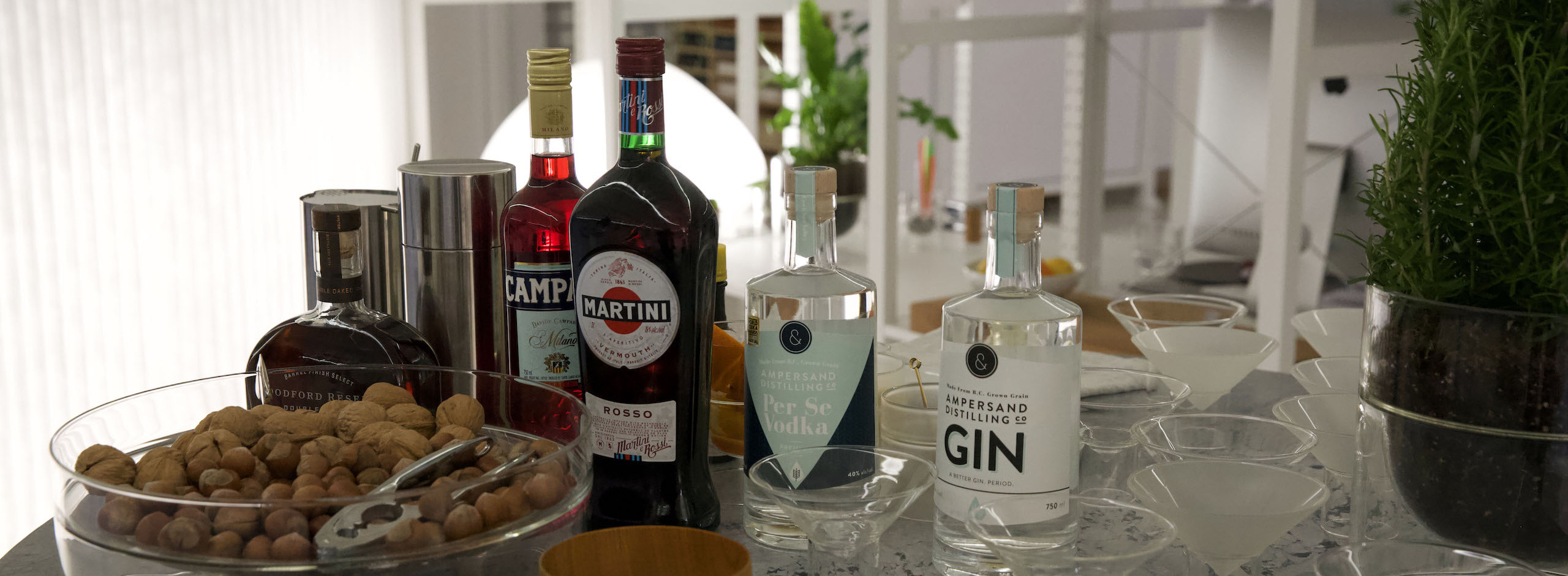 christmas room dividers and glassware