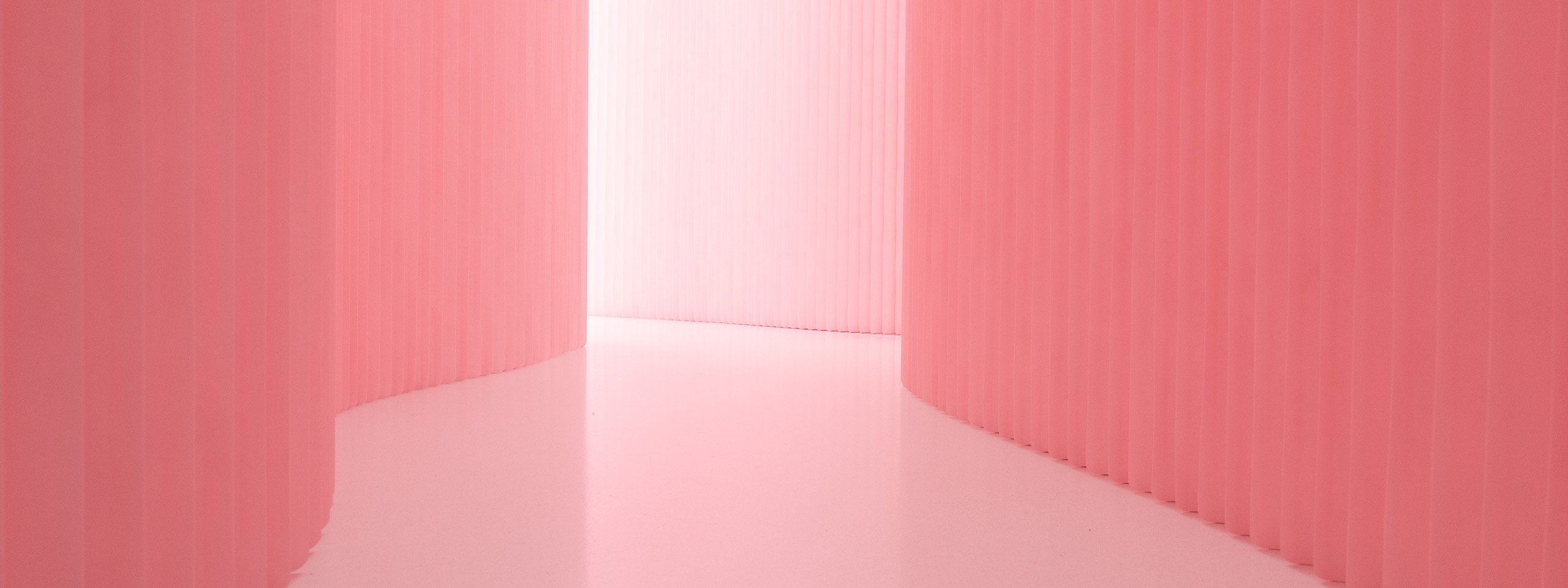 softwall, pink wall, temporary wall, Pantone 12-1305, custom colour walls, pink interior design,molo