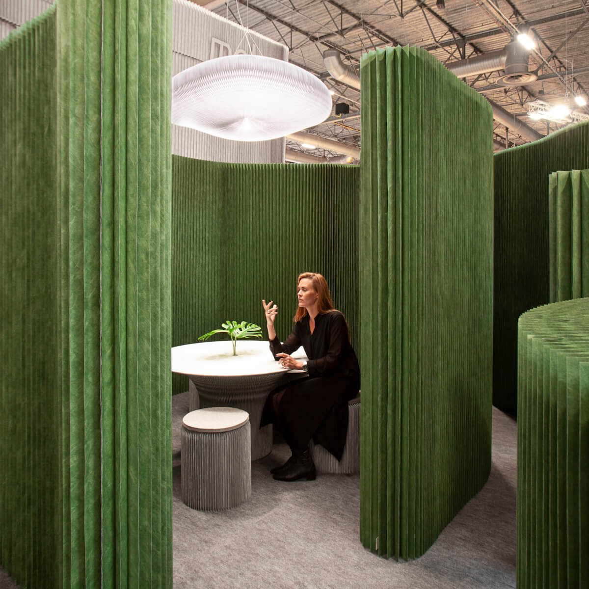 green textile temporary walls for meeting room - acoustic wall panels