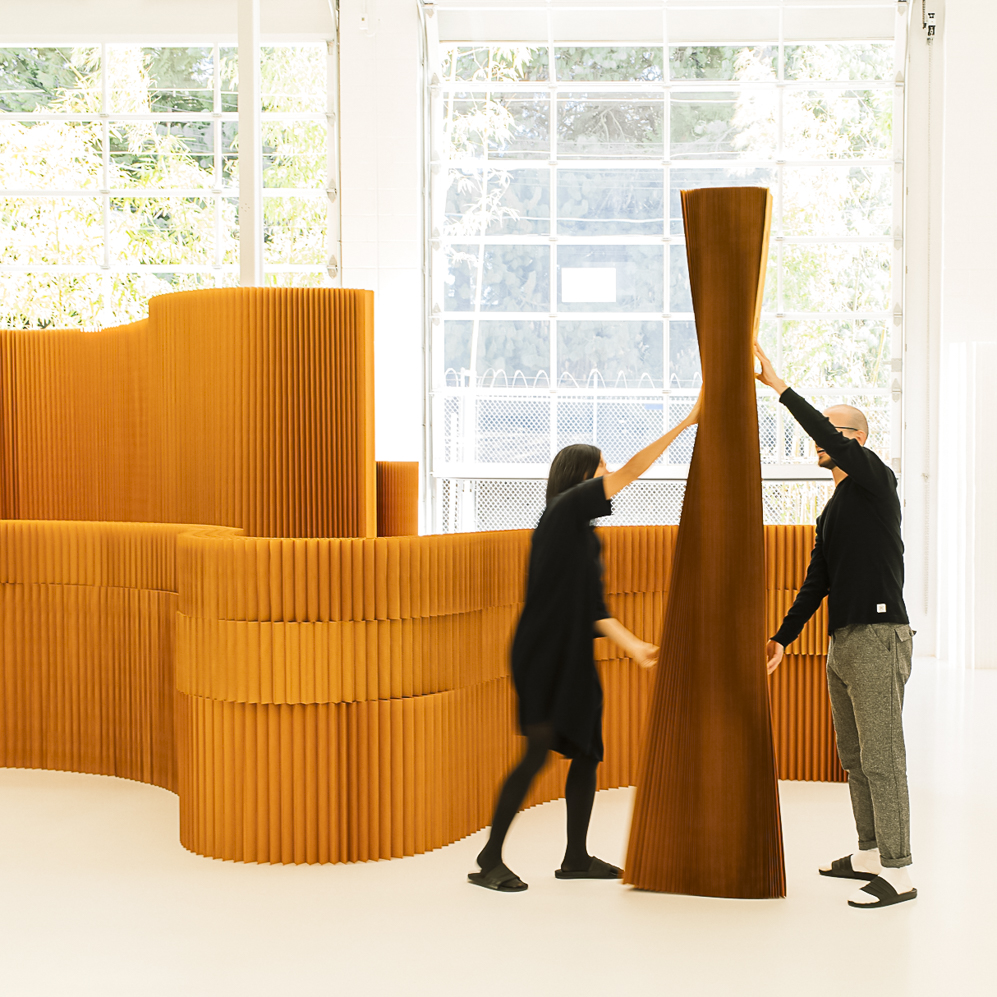 07_softwall_softblock_brown_paper_Stephanie_Forsythe_Todd_MacAllen_molo_Alana-Paterson_997x997_desktop