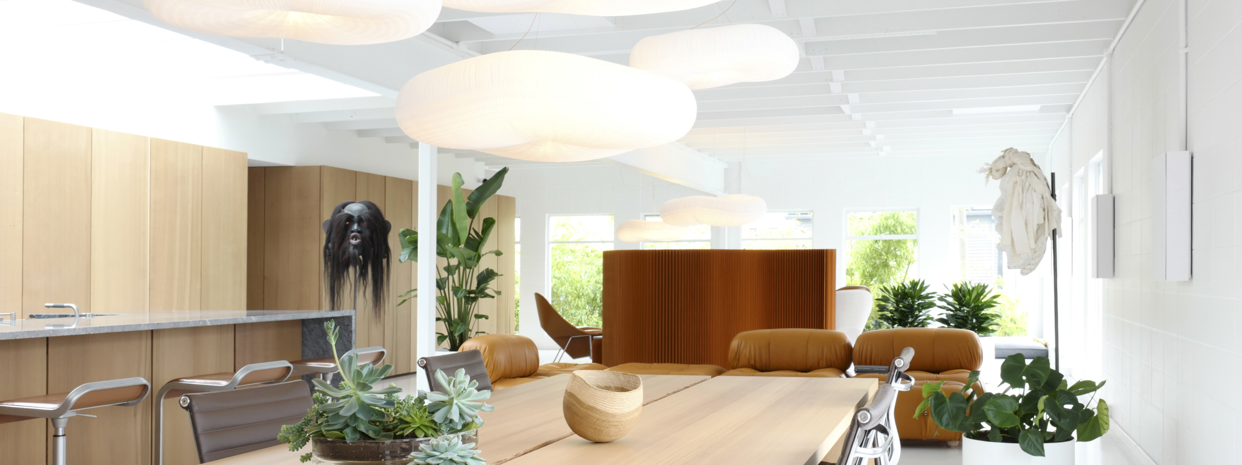 cloud_softlight_pendants_softwall_Stephanie_Forsythe_Todd_MacAllen_molo_2560x960_desktop